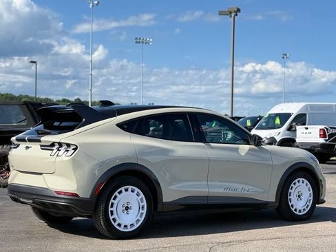 Used 2025 Ford Mustang Mach-E GT AWD/4WD image 41
