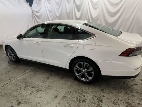 Used 2023 Honda Accord EX image 8