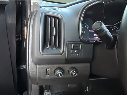 Used 2022 Chevrolet Colorado ZR2 w/ Colorado ZR2 Bison Edition AWD/4WD image 21