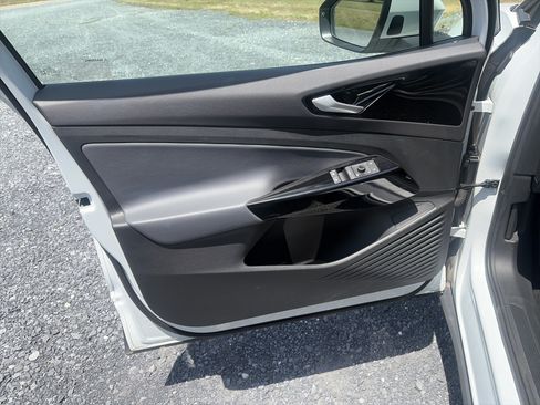 Used 2022 Volkswagen ID.4 Pro AWD/4WD image 14