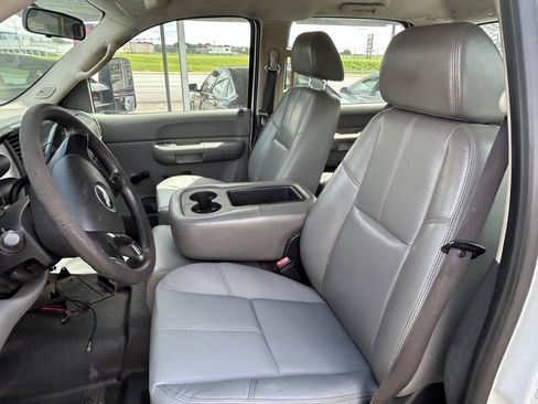 Used 2008 Chevrolet Silverado 3500 W/T RWD image 7