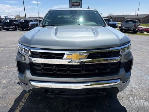 Used 2023 Chevrolet Silverado 1500 LT AWD/4WD image 36