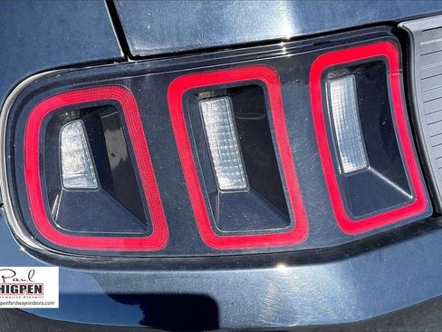 Used 2013 Ford Mustang Convertible image 28