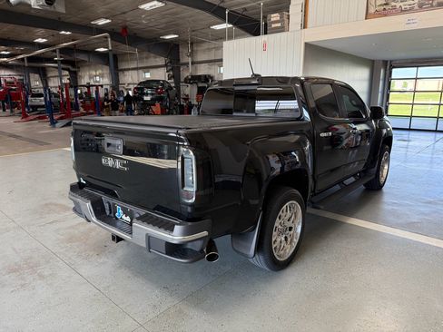 Used 2017 GMC Canyon SLT w/ Driver Alert Package AWD/4WD image 7