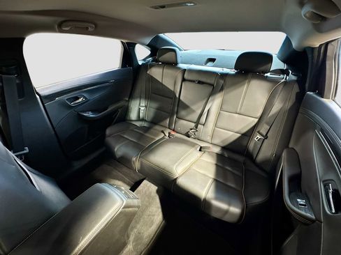 Used 2019 Chevrolet Impala Premier w/ Premier Confidence Package FWD image 11