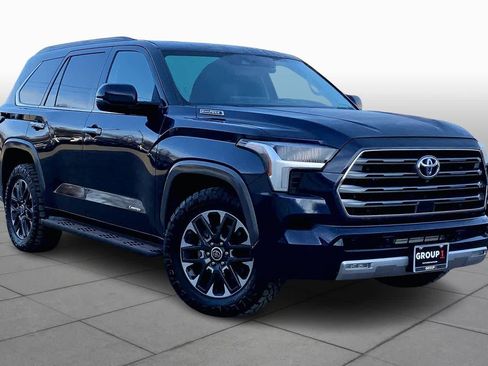 Used 2023 Toyota Sequoia Limited image 3