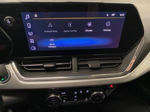 New 2026 Chevrolet Trax LT w/ Driver Confidence Package FWD image 15