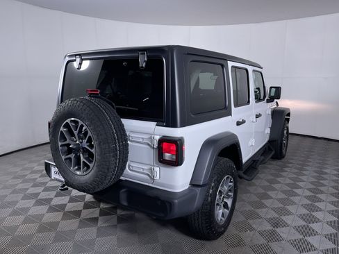 Used 2024 Jeep Wrangler Unlimited Sport AWD/4WD image 23