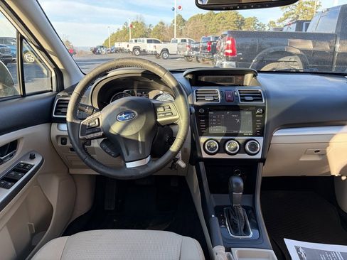 Used 2016 Subaru Impreza 2.0i Sport Premium image 8