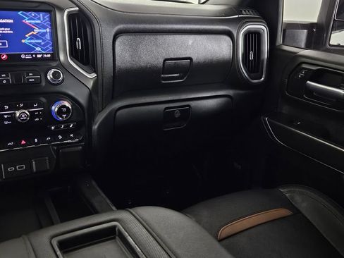 Used 2021 GMC Sierra 2500 AT4 w/ AT4 Premium Plus Package AWD/4WD image 10