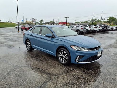 Used 2025 Volkswagen Jetta S FWD image 8