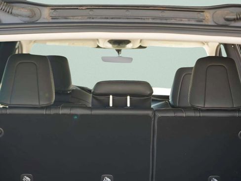 Used 2023 INFINITI QX60 Pure image 28