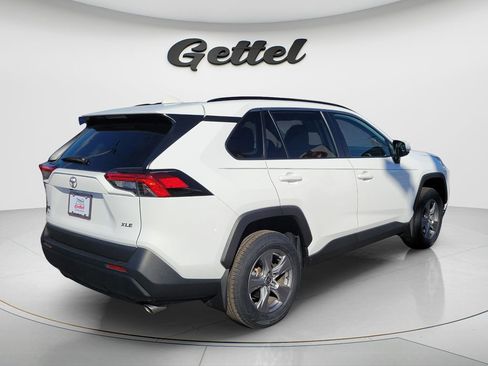 Used 2024 Toyota RAV4 XLE image 4