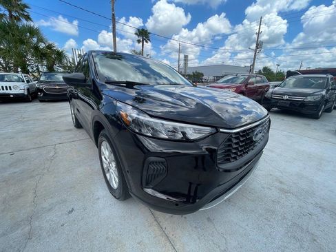 Used 2025 Ford Escape Active FWD image 7