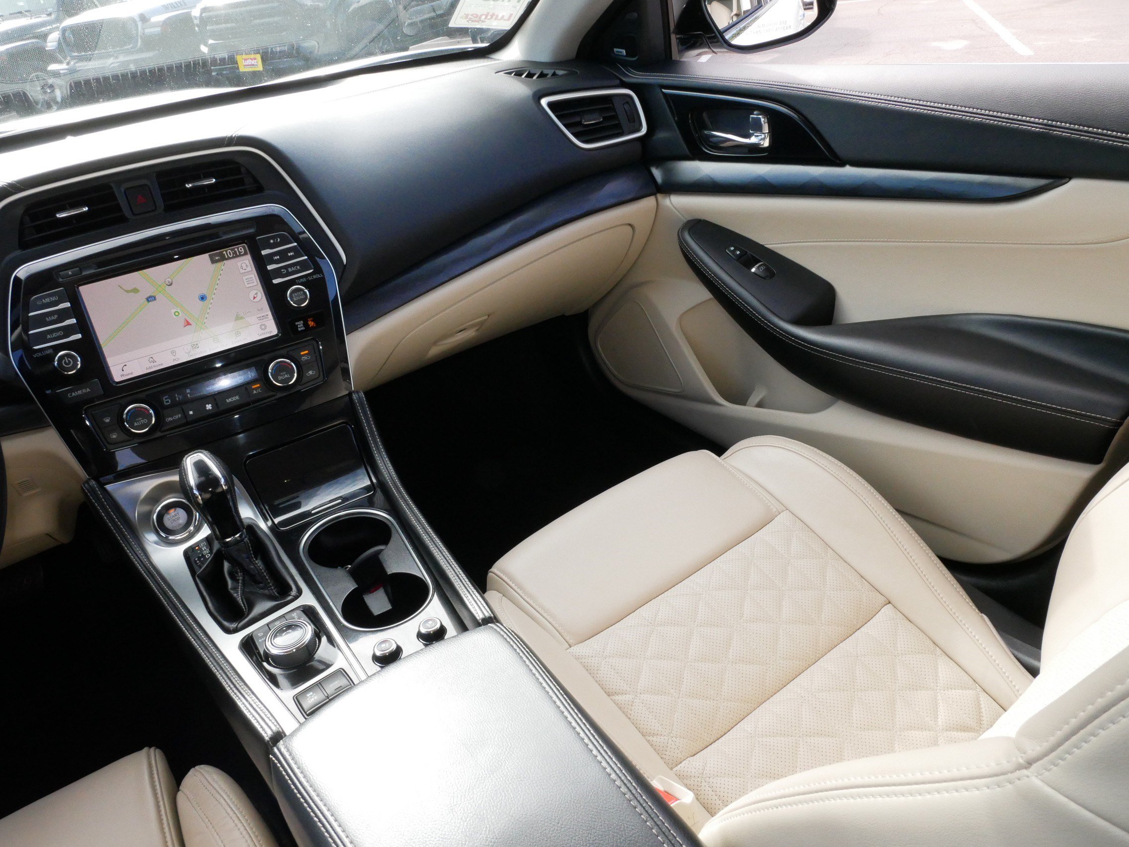 Used 2022 Nissan Maxima Platinum w/ Sport Mat Group FWD image 11