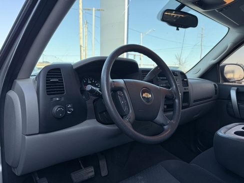 Used 2010 Chevrolet Silverado 1500 LS image 10