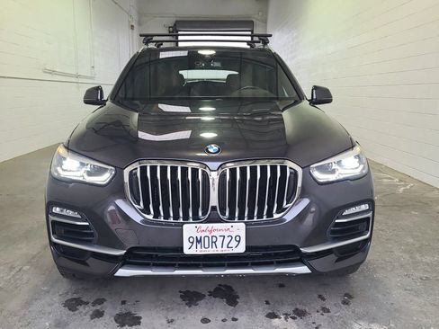 Used 2021 BMW X5 xDrive45e w/ Premium Package 2 AWD/4WD image 2
