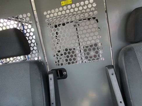 Used 2013 Mercedes-Benz Sprinter 2500 image 10