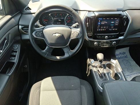 Certified 2023 Chevrolet Traverse LT FWD image 13