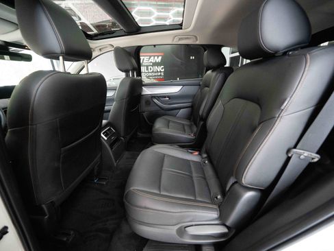 Used 2024 MAZDA CX-90 Plug-In Hybrid w/ Premium Pkg AWD/4WD image 23