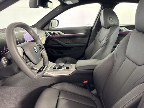 Used 2025 BMW 430i w/ Premium Package RWD image 5