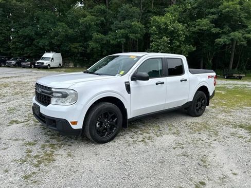 Certified 2023 Ford Maverick XLT w/ Equipment Group 300A Standard AWD/4WD image 3
