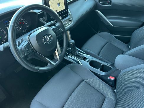 Used 2024 Toyota Corolla Cross AWD Hybrid image 9