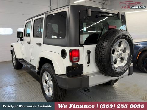 Used 2015 Jeep Wrangler Unlimited Sahara w/ Dual Top Group AWD/4WD image 10