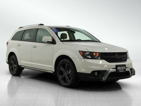 Used 2019 Dodge Journey Crossroad image 7