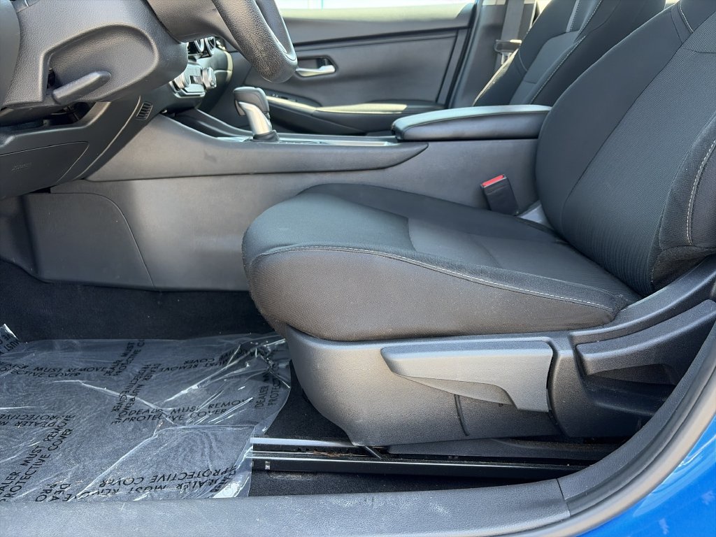 Used 2024 Nissan Sentra SV FWD image 16