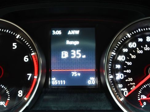 Used 2017 Volkswagen GTI S FWD image 47