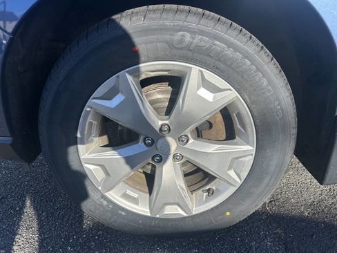 Used 2014 Subaru Forester 2.5i Premium w/ All-Weather Package image 7