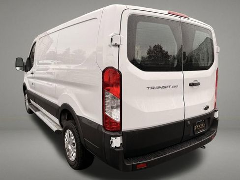 Used 2024 Ford Transit 250 Low Roof w/ Exterior Upgrade Package RWD image 3