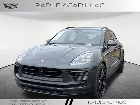 Used 2023 Porsche Macan GTS image 1