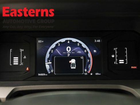 Used 2024 Toyota Tacoma SR RWD image 17