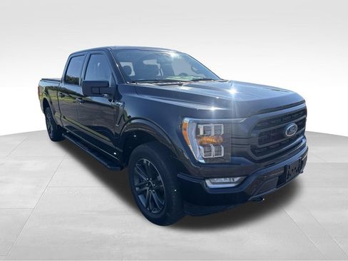 Used 2022 Ford F150 XLT w/ Equipment Group 302A High AWD/4WD image 3
