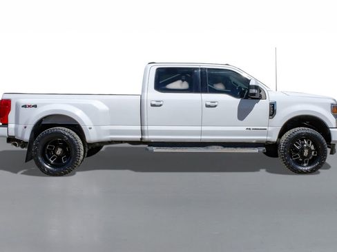 Used 2021 Ford F350 Lariat w/ Lariat Value Package image 6