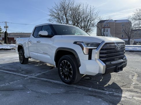 Used 2022 Toyota Tundra Limited image 13