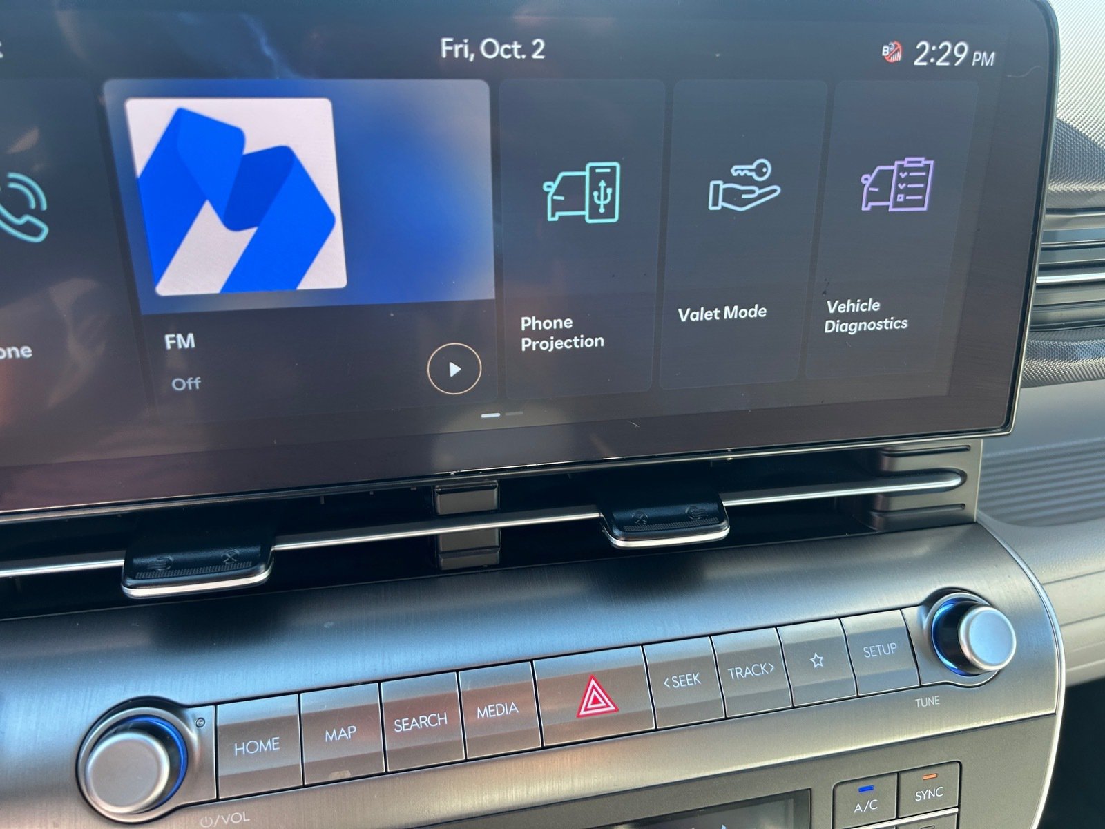 Used 2025 Hyundai Kona SEL FWD image 23