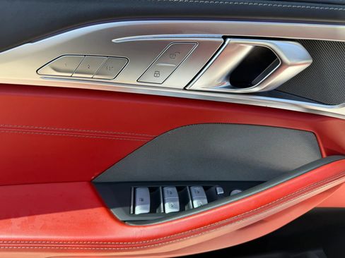 Used 2025 BMW M850i xDrive Convertible w/ M Sport Professional Package image 8