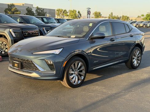 New 2026 Buick Envista Sport Touring FWD image 3