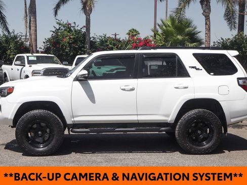 Used 2020 Toyota 4Runner TRD Off-Road Premium w/ Moonroof Package AWD/4WD image 5