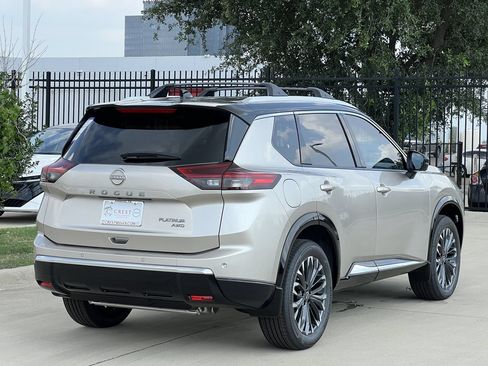 New 2026 Nissan Rogue Platinum w/ Platinum Premium Package AWD/4WD image 4