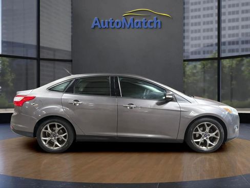 Used 2013 Ford Focus SE FWD image 13