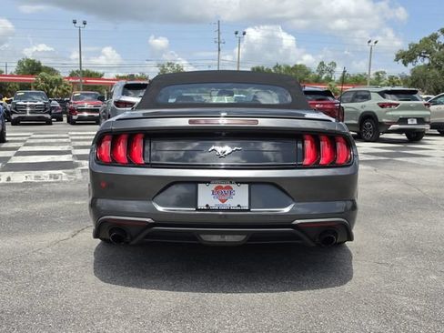 Used 2020 Ford Mustang Premium RWD image 5