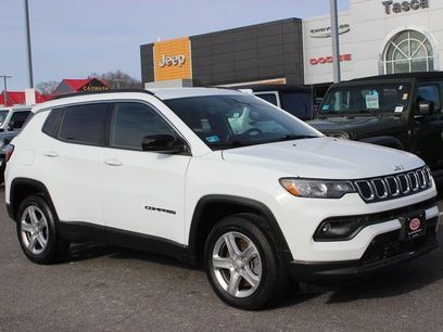Used 2023 Jeep Compass Latitude w/ Convenience Group