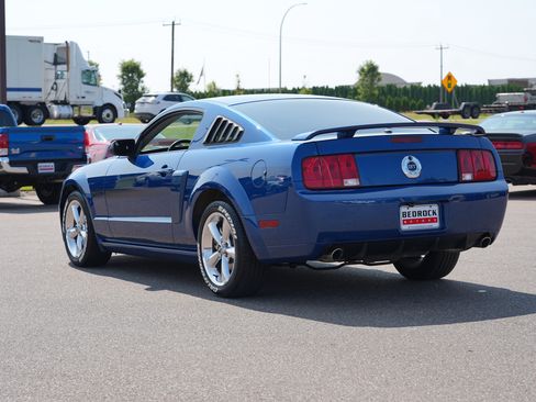Used 2007 Ford Mustang GT Premium RWD image 5