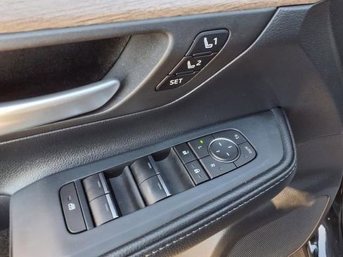 Used 2024 Toyota Grand Highlander Platinum image 10