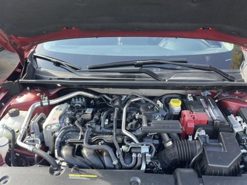 Used 2025 Nissan Sentra SR w/ SR Premium Package image 22