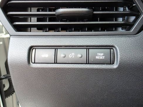 Used 2022 Nissan Altima 2.5 SR image 36